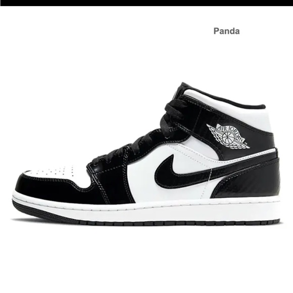 BRAND NEW! ✨ never worn! Jordan 1 mid - Picture 1 of 1